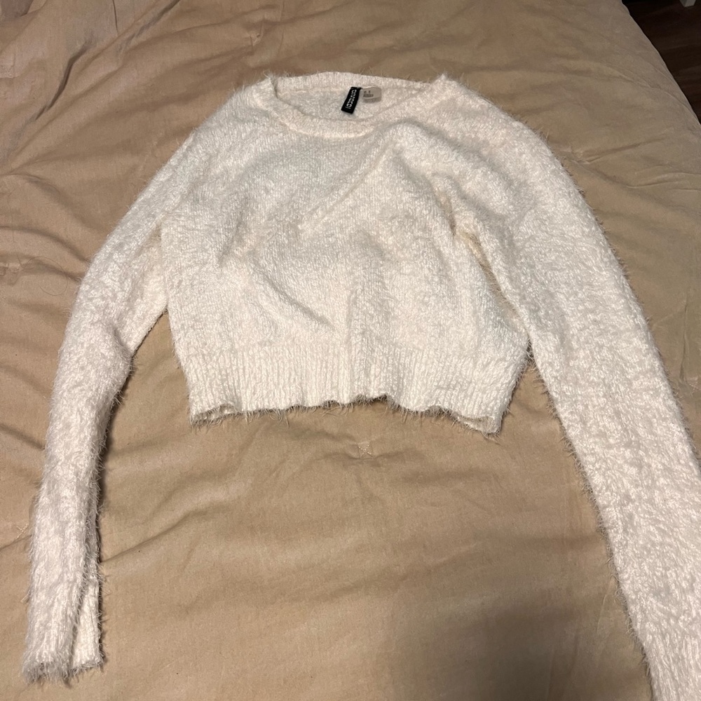 Fuzzy white cropped divided sweater